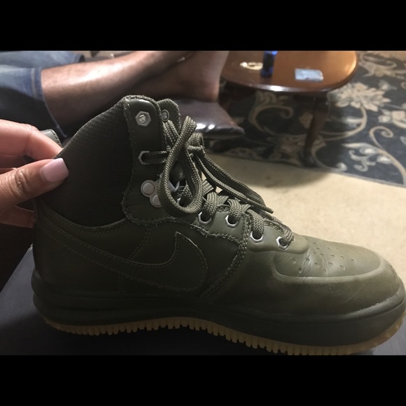 Nike Air Force 1 - Picture 1 of 4